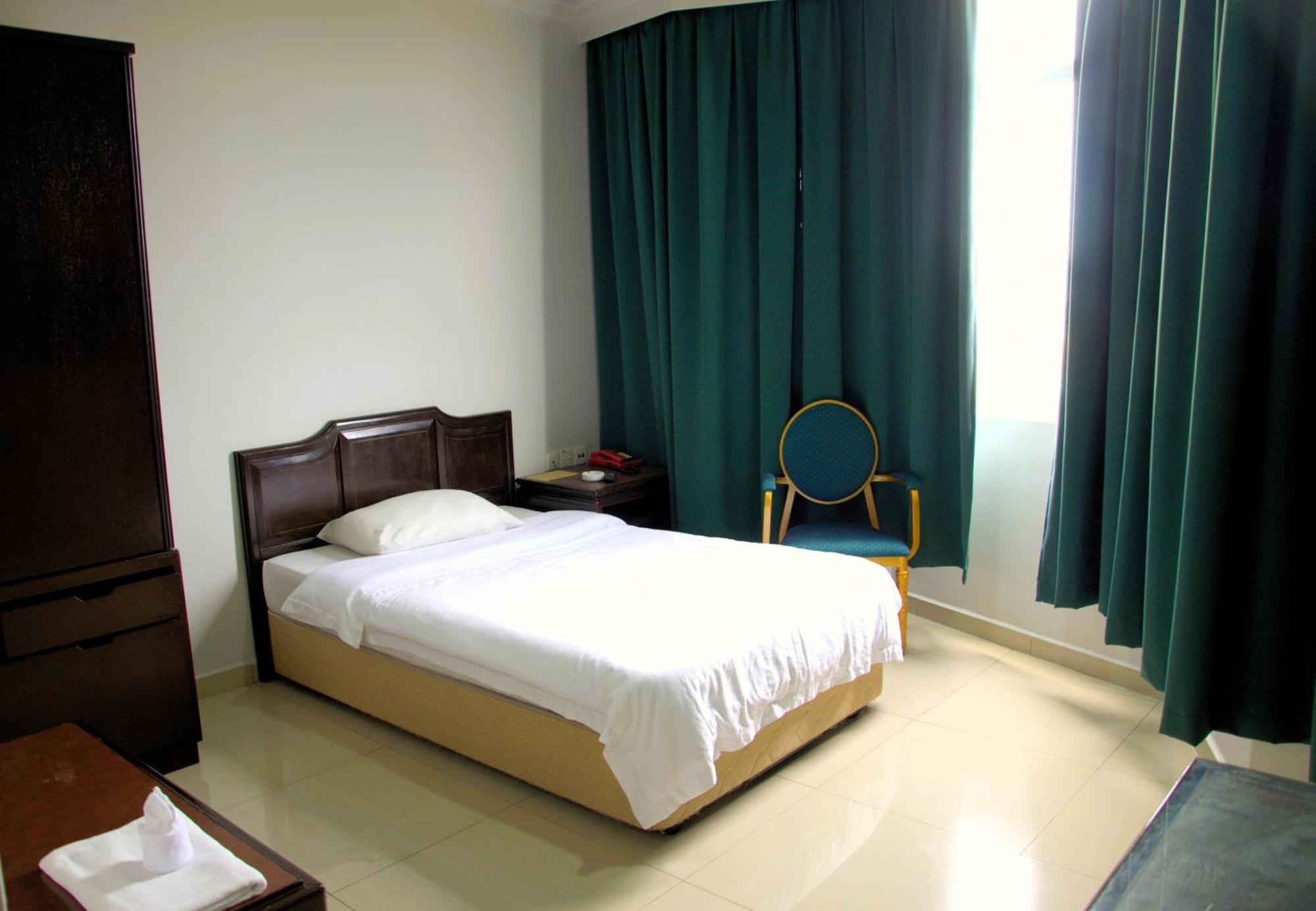 OYO 1236 Hotel Green Park Temerloh Kamer foto