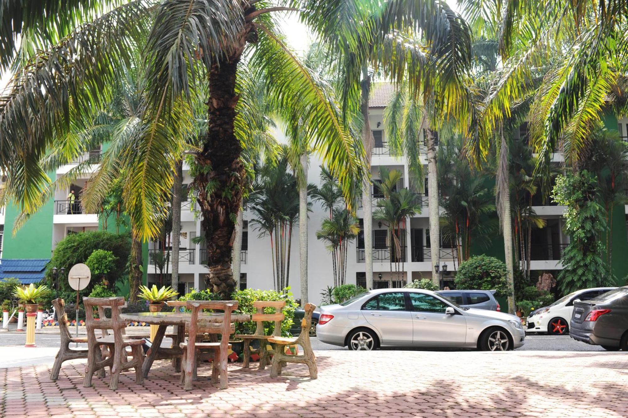 OYO 1236 Hotel Green Park Temerloh Buitenkant foto