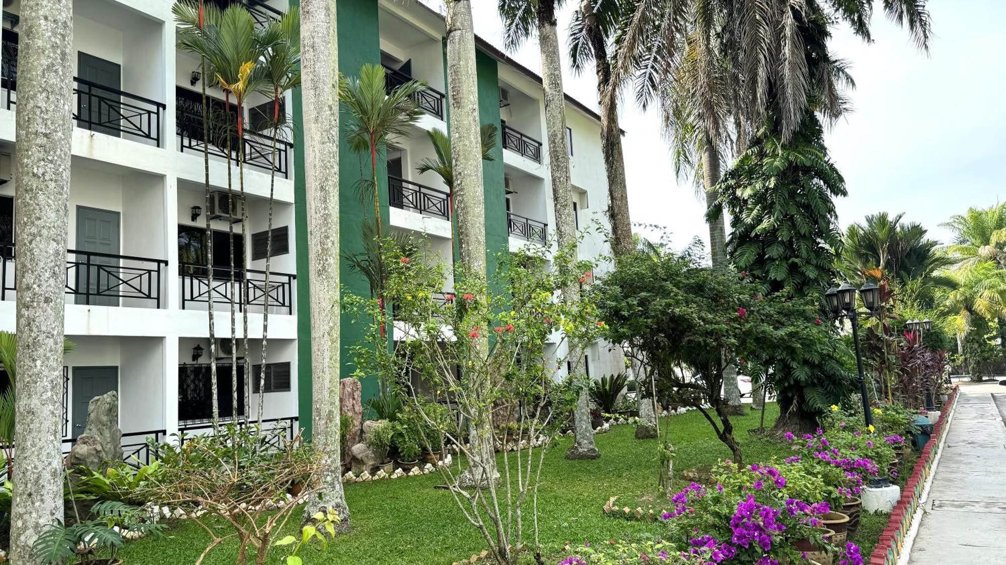 OYO 1236 Hotel Green Park Temerloh Buitenkant foto