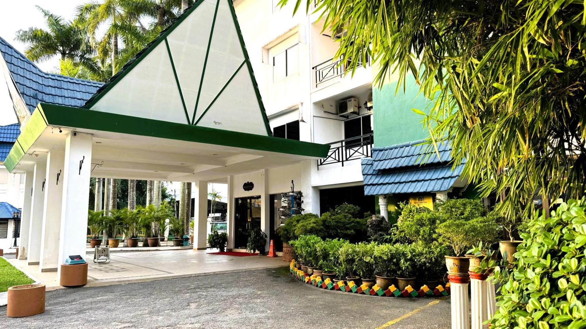 OYO 1236 Hotel Green Park Temerloh Buitenkant foto