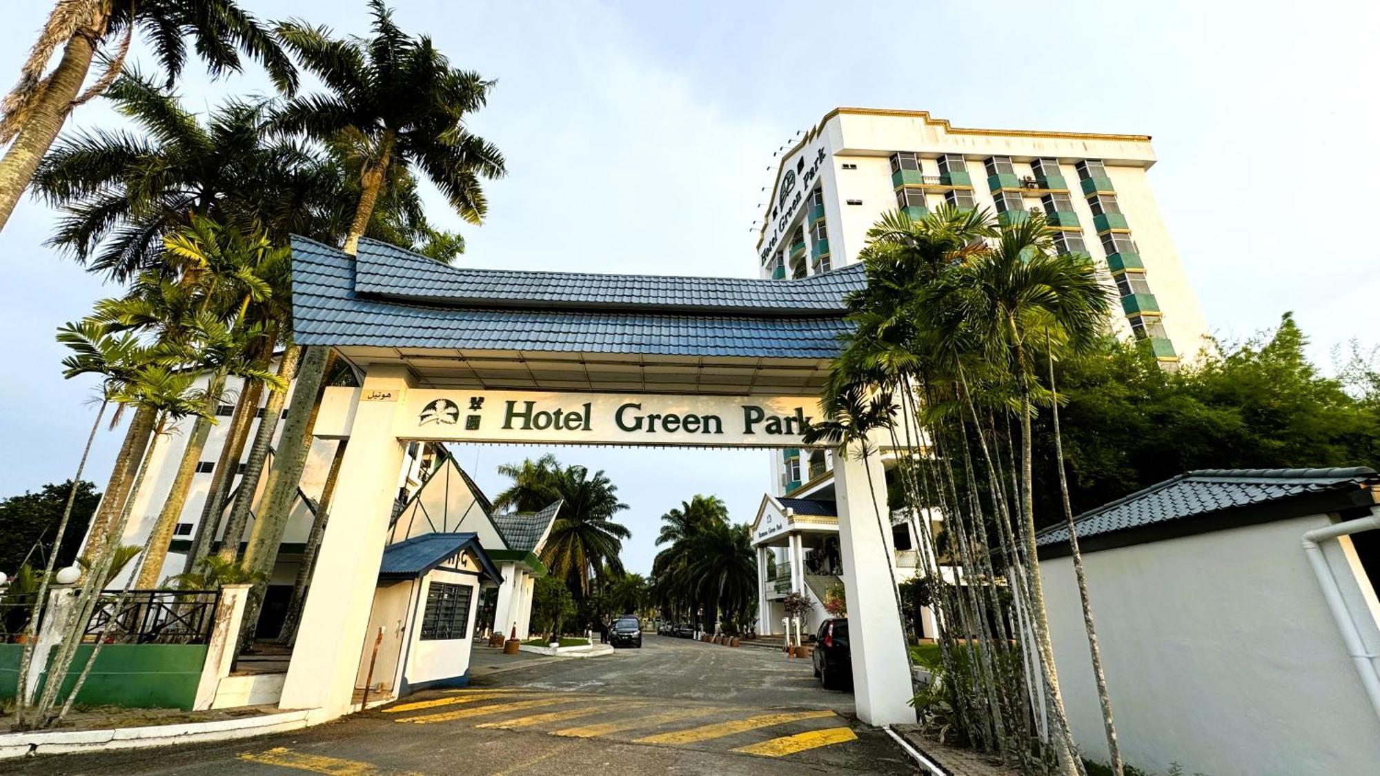 OYO 1236 Hotel Green Park Temerloh Buitenkant foto