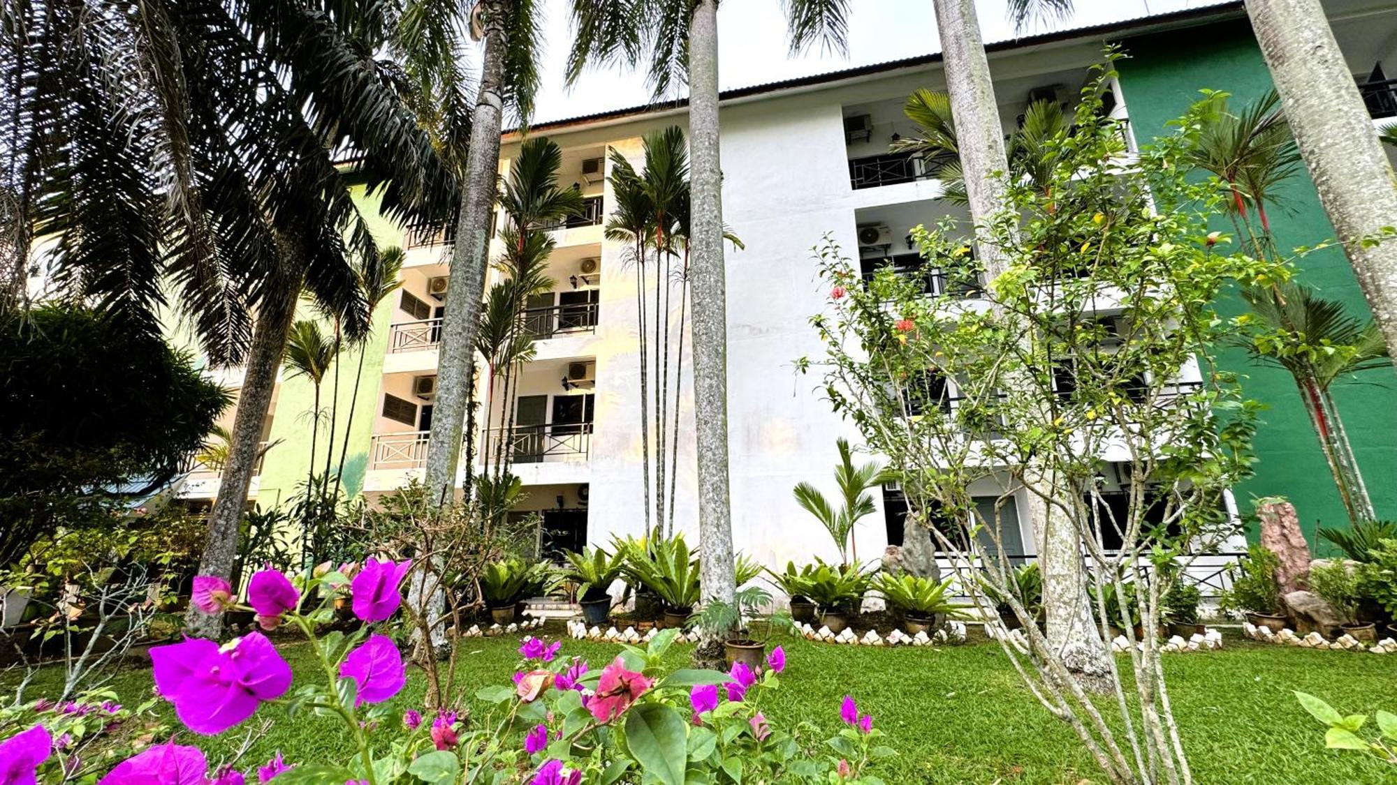OYO 1236 Hotel Green Park Temerloh Buitenkant foto